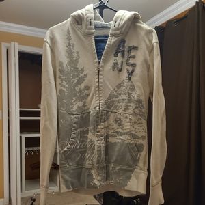 White American Eagle sweater